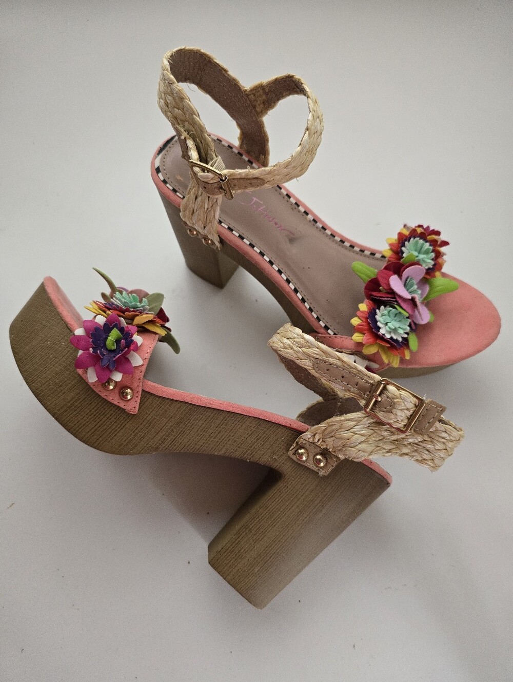 Betsey Johnson Coral Platform Sandals with Multicolor Floral Appliqués - Picture 2 of 16